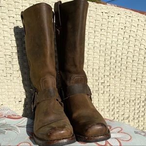 Frye Woman Cowboy Boots Size 8 1/2.